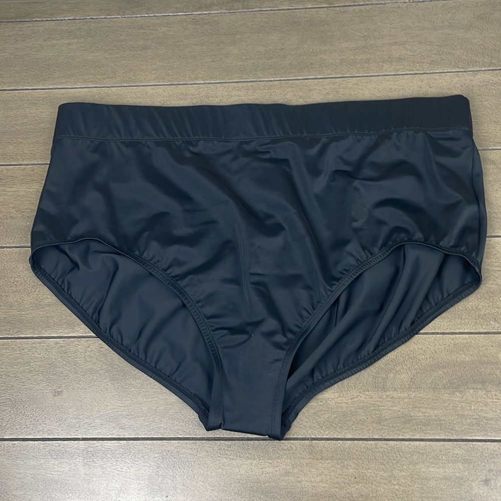PENBROOKE BLACK HIGH RISE SWIM BOTTOM SIZE 26W